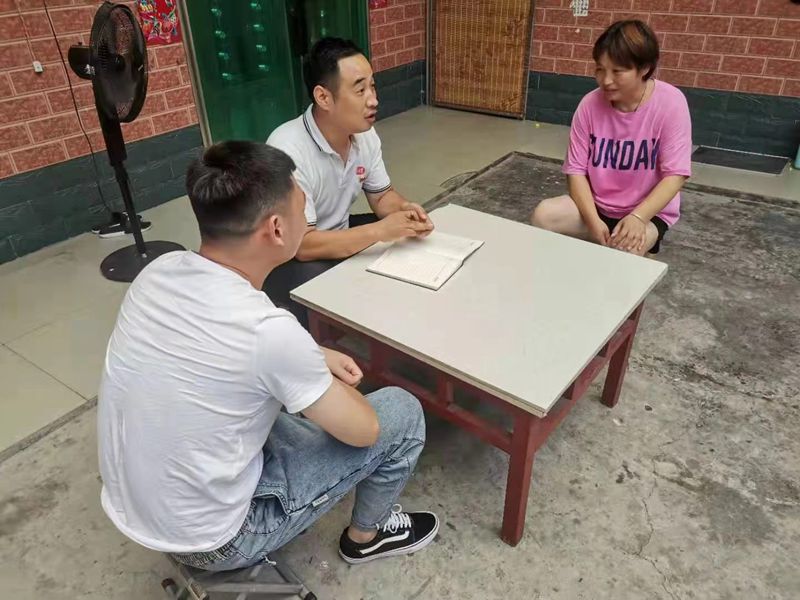 博農(nóng)乳業(yè)黨支部扎實(shí)開展“入戶訪民情、我來辦實(shí)事”活動(dòng)